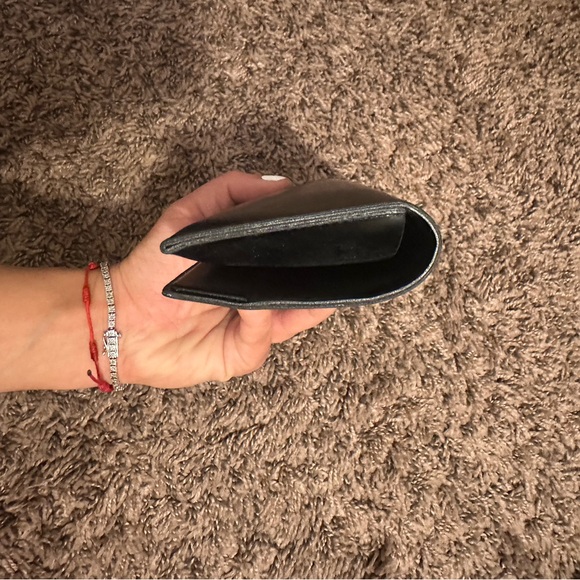 Sunglasses 
Saint Laurent
Good condition - Picture 5 of 11